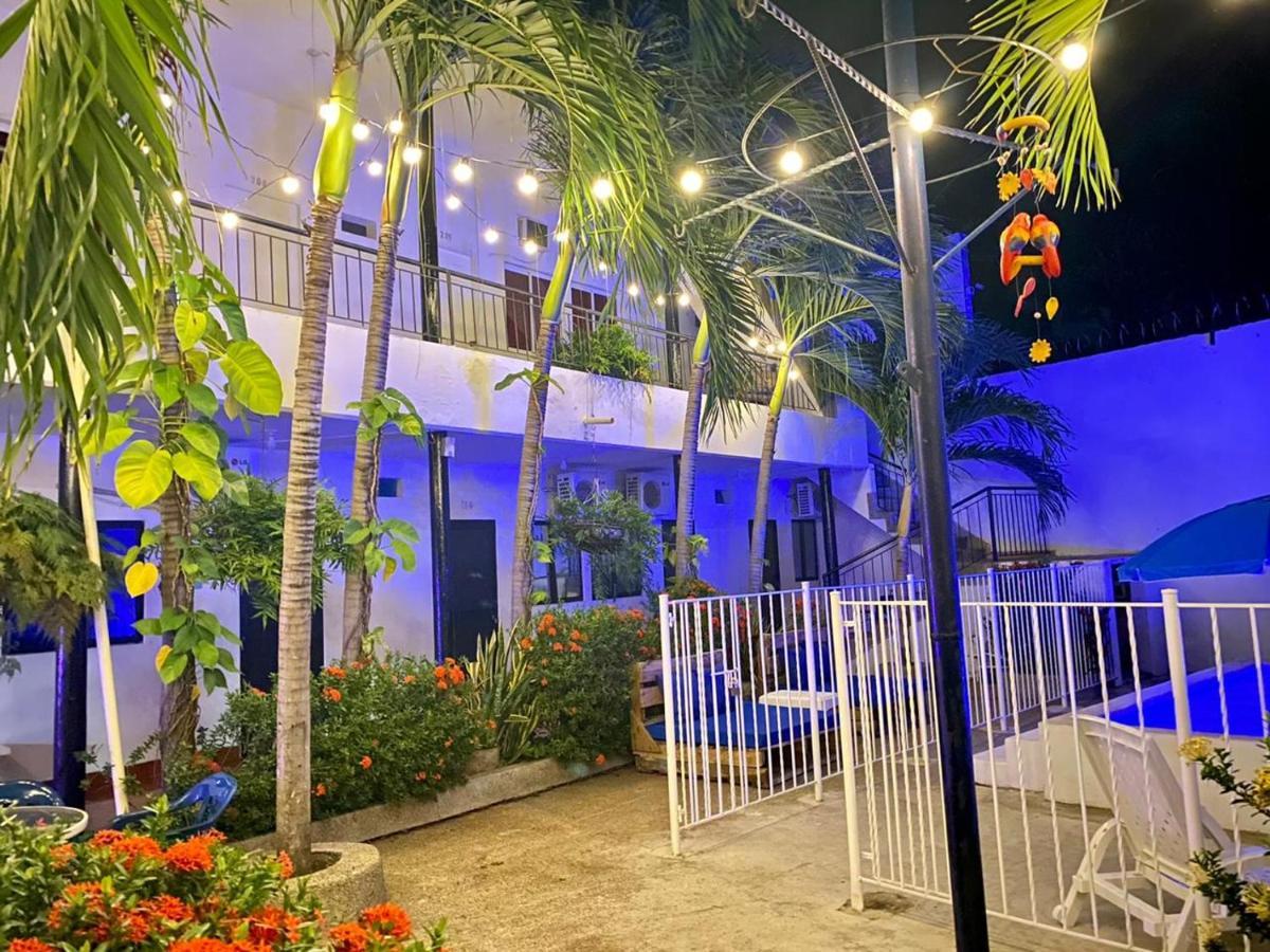 Hotel Zulan Tolu Exterior photo