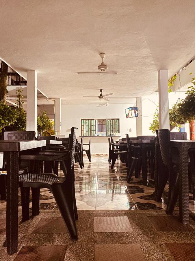 Hotel Zulan Tolu Exterior photo