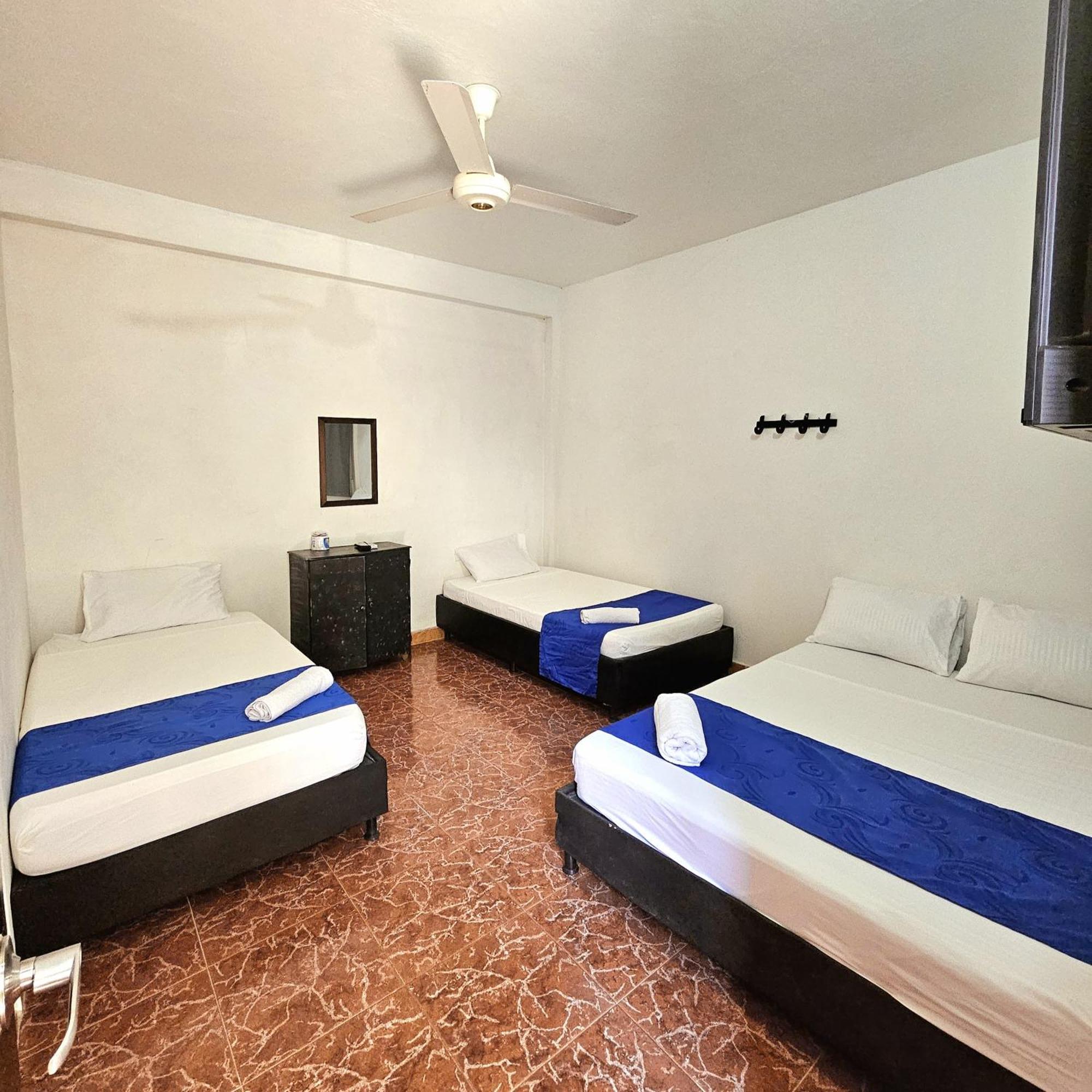 Hotel Zulan Tolu Exterior photo